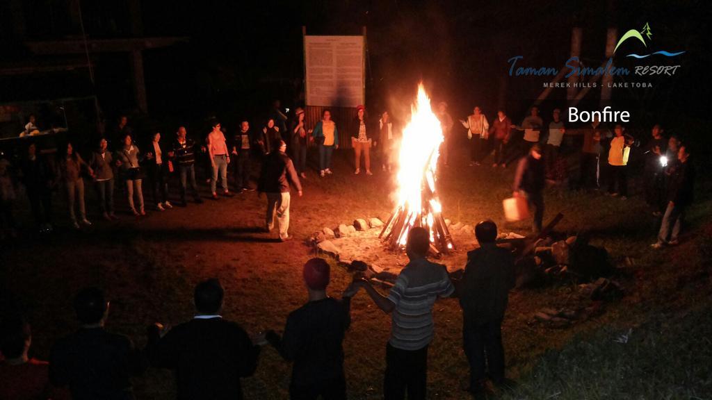 Taman Simalem Resort Tongging エクステリア 写真