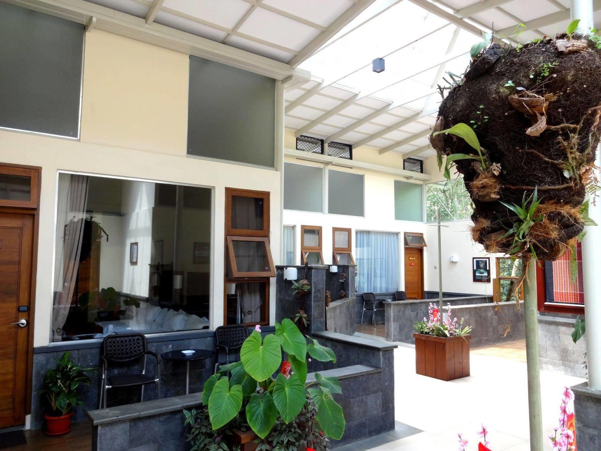 Taman Simalem Resort Tongging エクステリア 写真