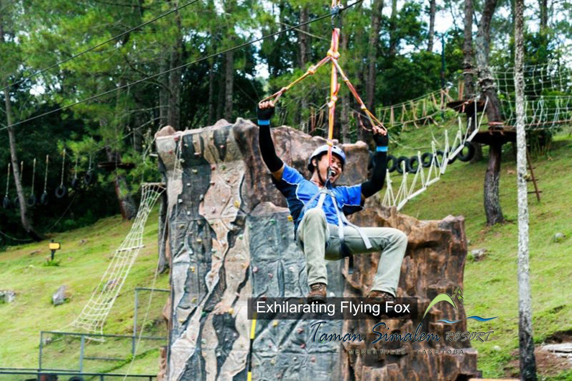Taman Simalem Resort Tongging エクステリア 写真