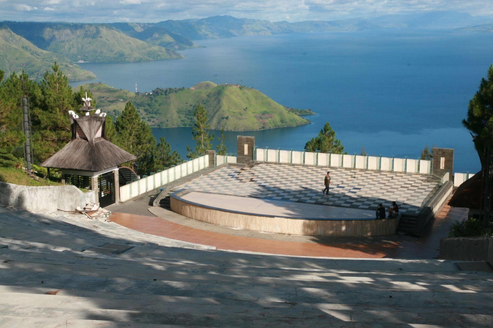 Taman Simalem Resort Tongging エクステリア 写真