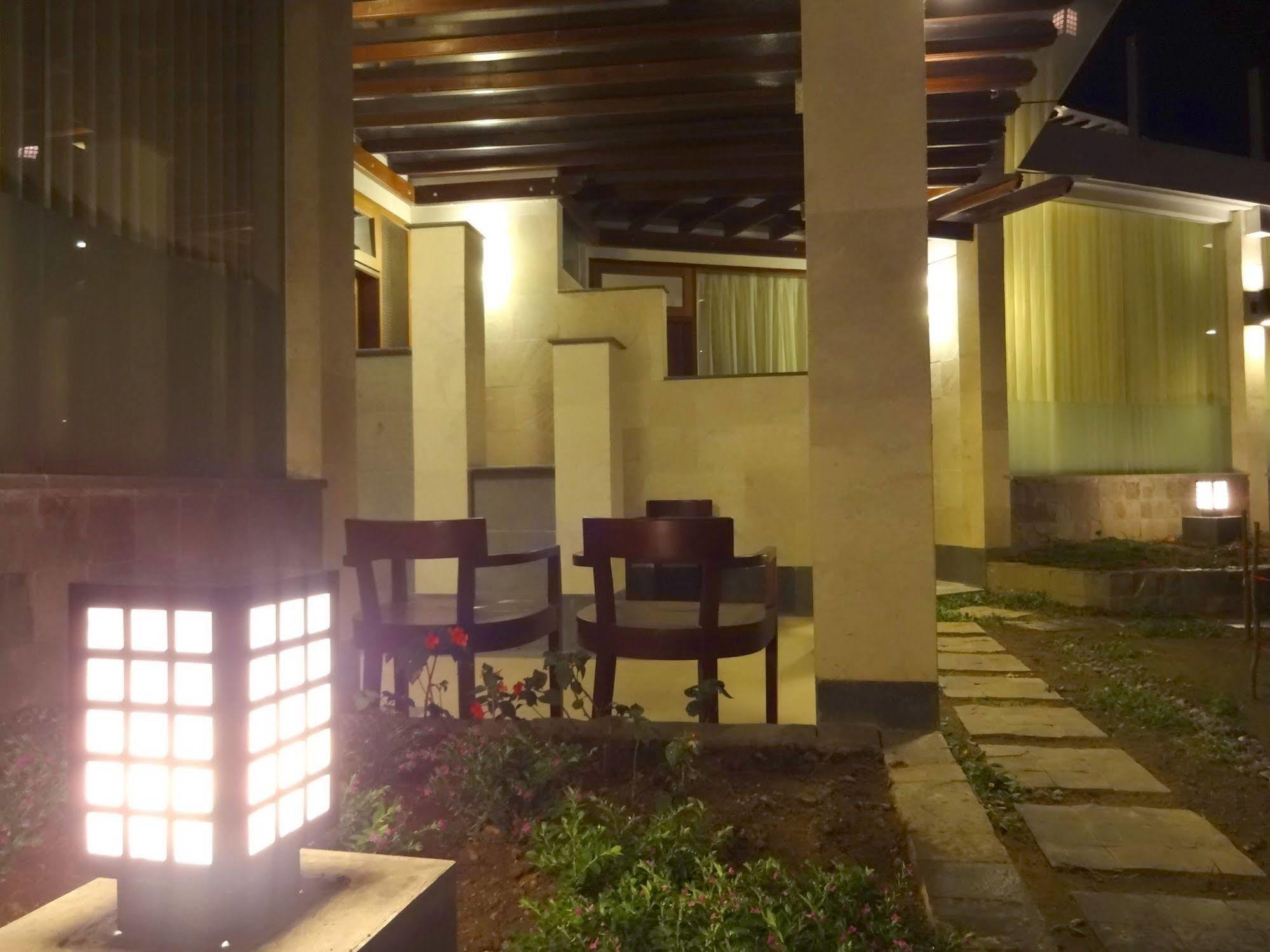 Taman Simalem Resort Tongging エクステリア 写真