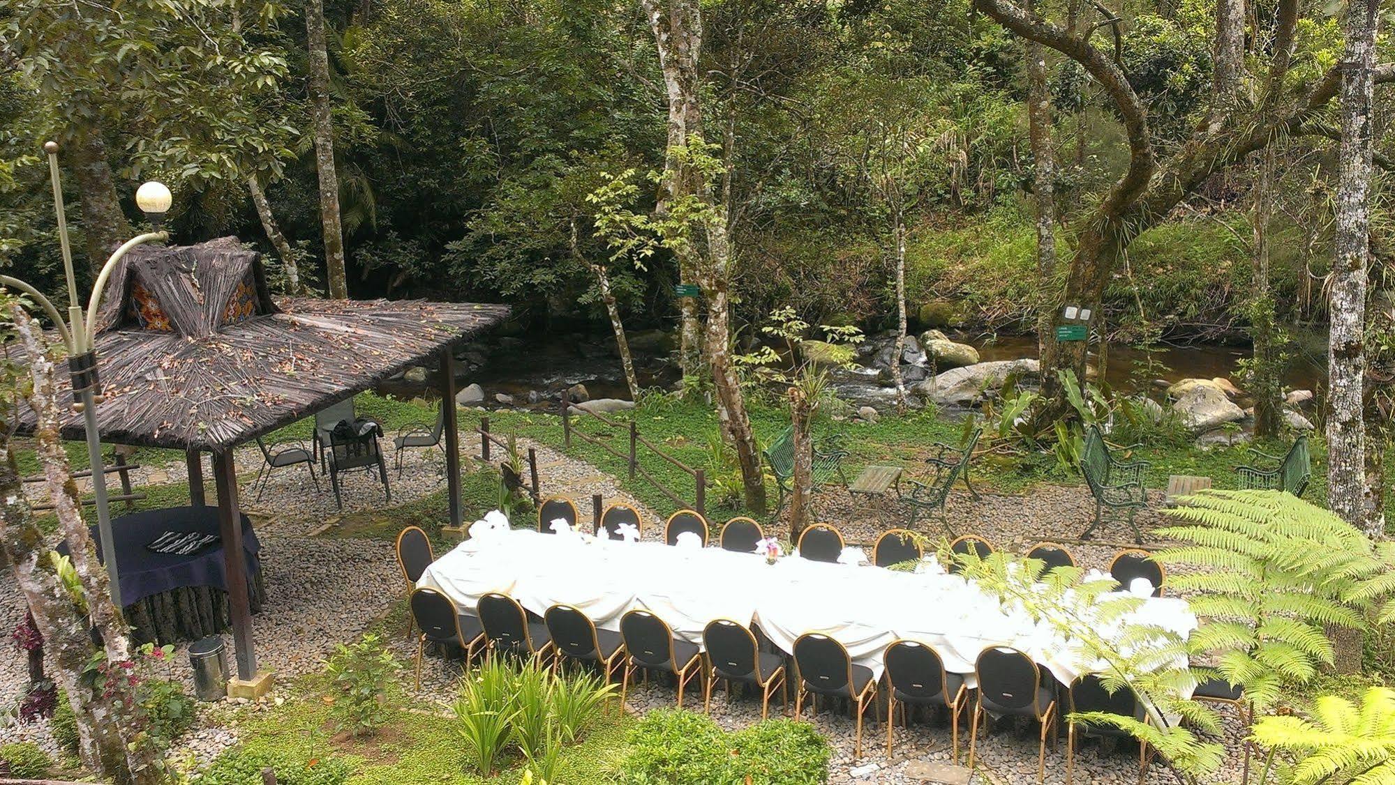 Taman Simalem Resort Tongging エクステリア 写真