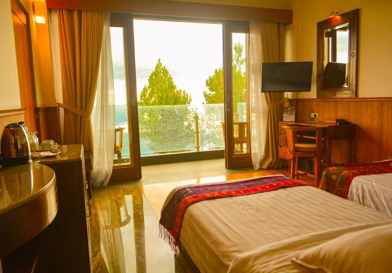 Taman Simalem Resort Tongging エクステリア 写真