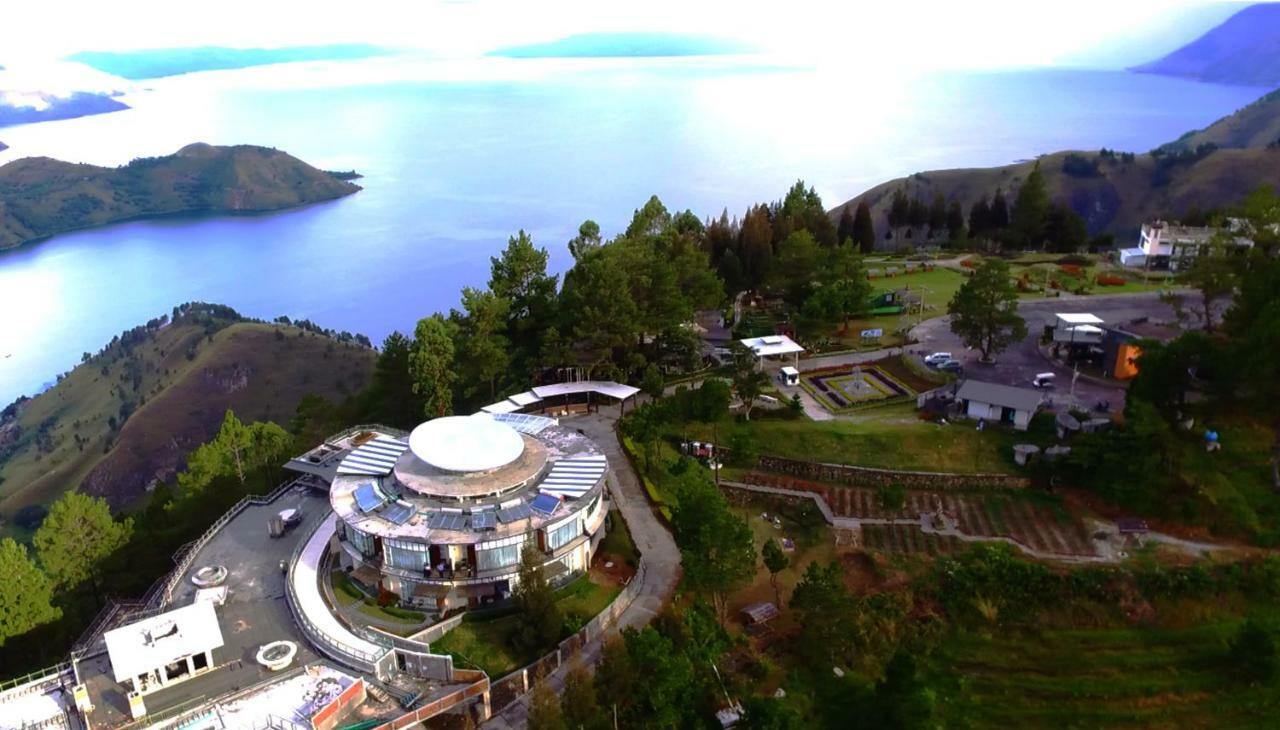 Taman Simalem Resort Tongging エクステリア 写真